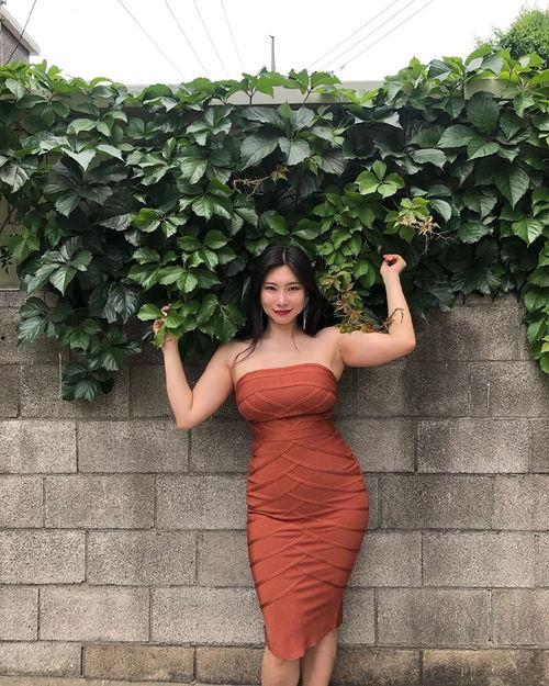 90丨嫩草丨婷婷 亚洲,亚洲青春偶像的崛起之路